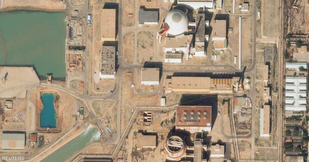 قصف عدة أهداف في إيران.. بينها موقع قرب "بوشهر" النووية