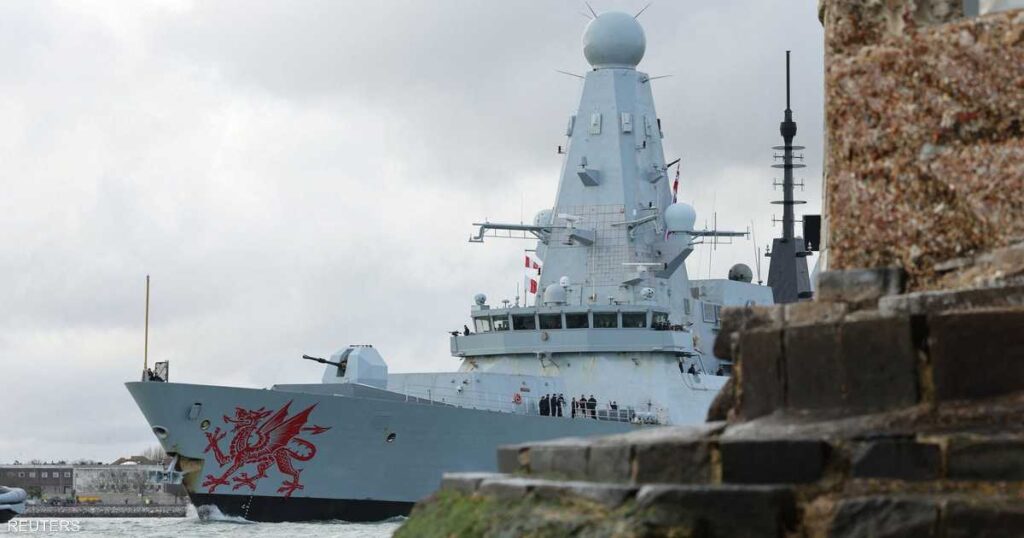 بريطانيا تنفي إصابة سفينة تابعة لبحريتها في المتوسط بريطانيا تنفي إصابة سفينة تابعة لبحريتها في المتوسط