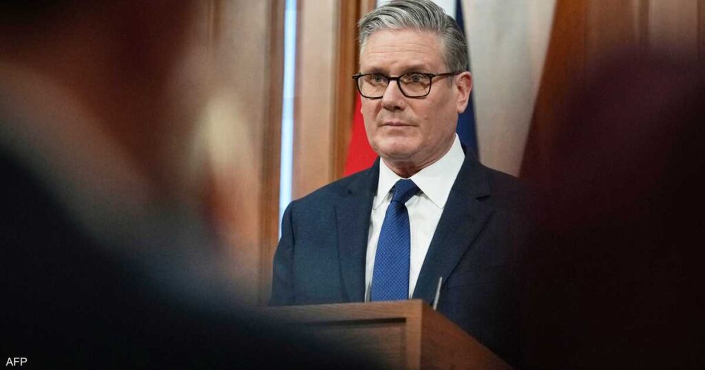 ستارمر: لن ننجر إلى الحرب ولا ندعم السيطرة على مضيق هرمز 