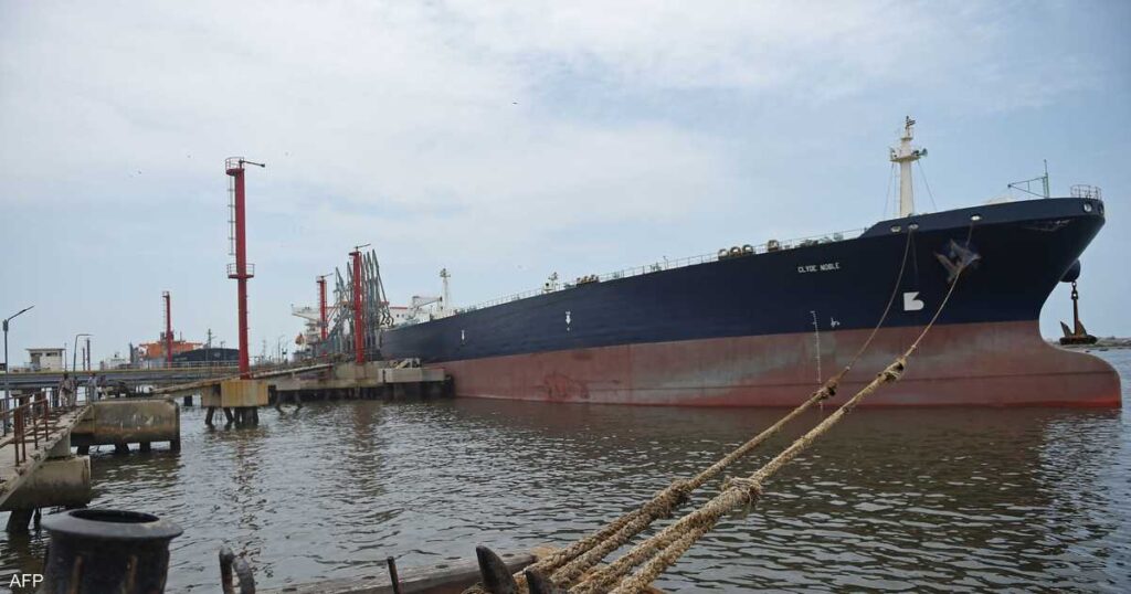 قرار أميركي جديد بشأن العقوبات المفروضة على النفط الروسي