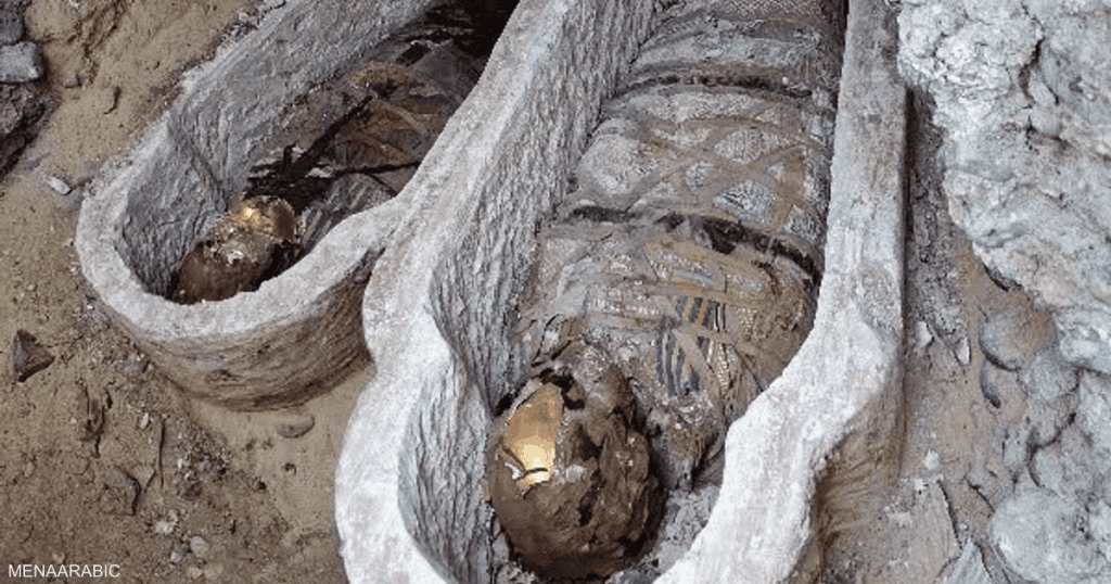 كشف مقبرة رومانية نادرة في مصر.. وألسنة ذهبية