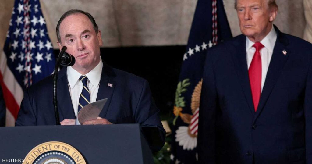 "البنتاغون": وزير البحرية يترك منصبه بمفعول "فوري"