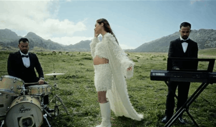 بعد-الترويج-لألبومها-الجديد.-ما-حقيقة-حمل-ريم-فكري؟