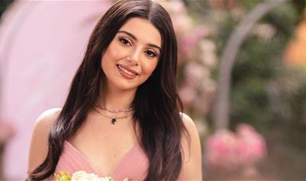 ماريتا الحلاني تلفت الأنظار في باريس بإطلالة سوداء ماريتا-الحلاني-تلفت-الأنظار-في-باريس-بإطلالة-سوداء