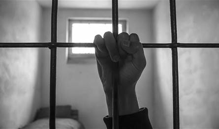 اعتقال-نجم-شهير.-وهذه-التهمة-الموجهة-إليه-(صورة)