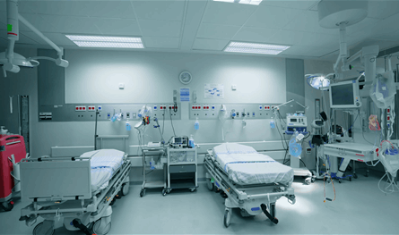 أصيب-بشلل.-فنانة-شابة-تكشف-عن-أمر-خطير-حصل-معها-خلال-عملية-طبية!