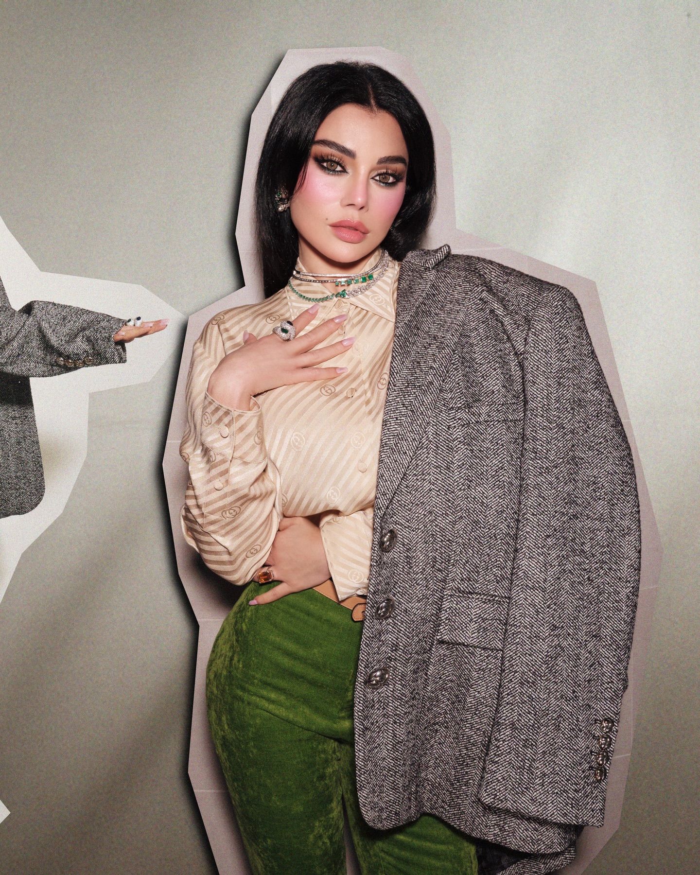 هيفاء وهبي تحتفل بعيد الفصح