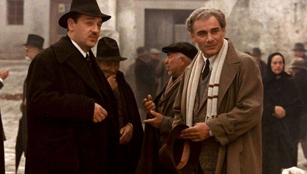 روزي المحبط يقتفي أثر ليفي في الجنوب الإيطالي المتخلف روزي المحبط يقتفي أثر ليفي في الجنوب الإيطالي المتخلف