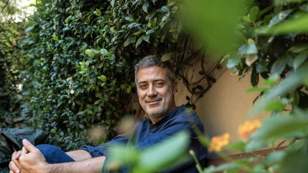 "كتاب البيوت" رواية تبحث عن الذات عبر الجغرافيا