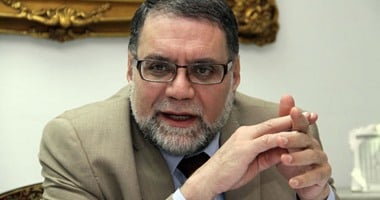 ثروت الخرباوي يكشف تفاصيل اللحظات الأخيرة في حياة مختار نوح: نطق الشهادتين قبل وفاته