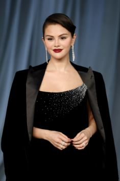 سيلينا حوميز