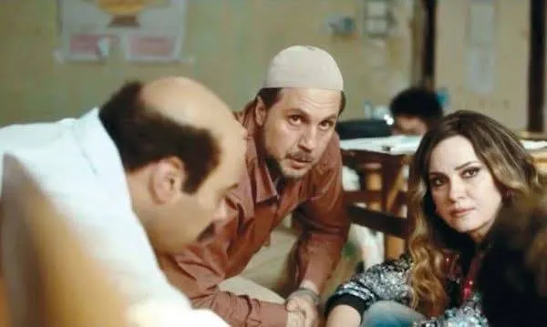 كيف يؤثر «الإغلاق المبكر» على صناعة السينما في مصر؟