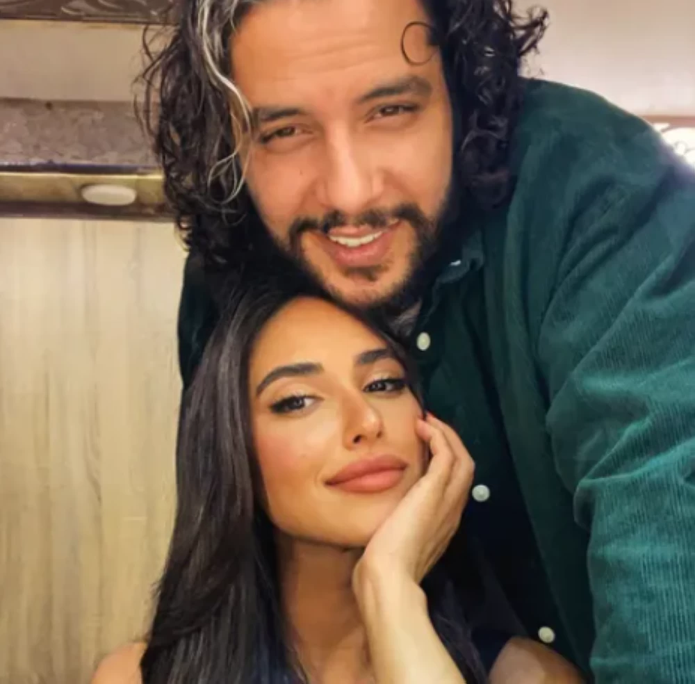 آية سماحة ومحمد سباعي