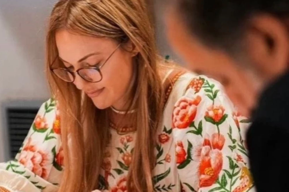  خالد أرغنتش ومريم أوزرلى 