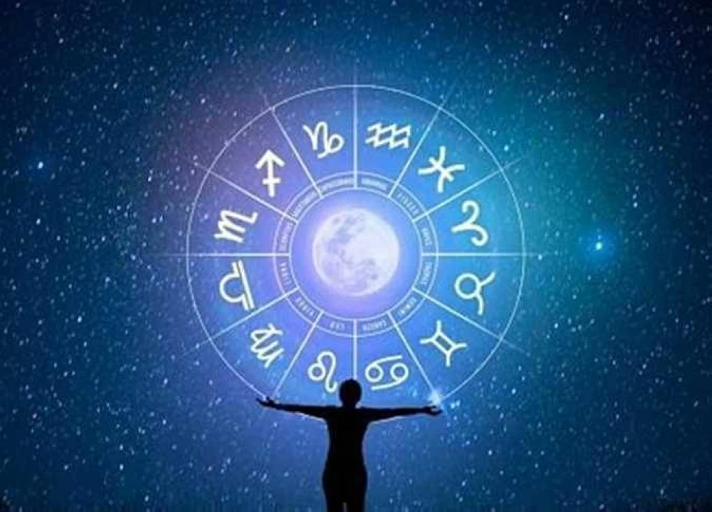 تعرف على برجك اليوم 2026/4/7..«الجوزاء»: انتبه للتفاصيل الصغيرة.. و«الحوت»: تمر بتقلبات مزاجية بسيطة أبراج - صورة أرشيفية