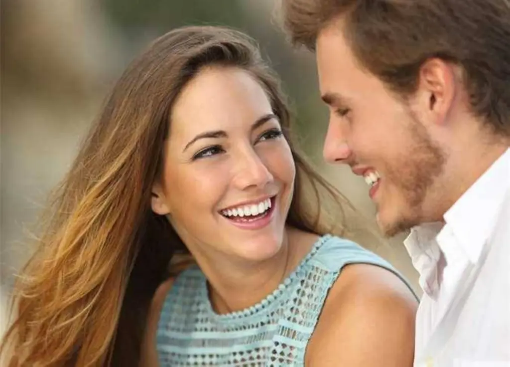 «عفويين بطبعهم».. 5 أبراج تتعامل على طبيعتها دون تكلف أبراج - صورة أرشيفية