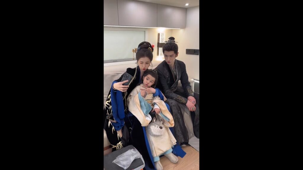 🌸👨‍👩‍👦 حياةٌ عائلية دافئة ومليئة بالحبّ#cdrama #YunchusVengeance #YuShuxin #ZhangYunlong