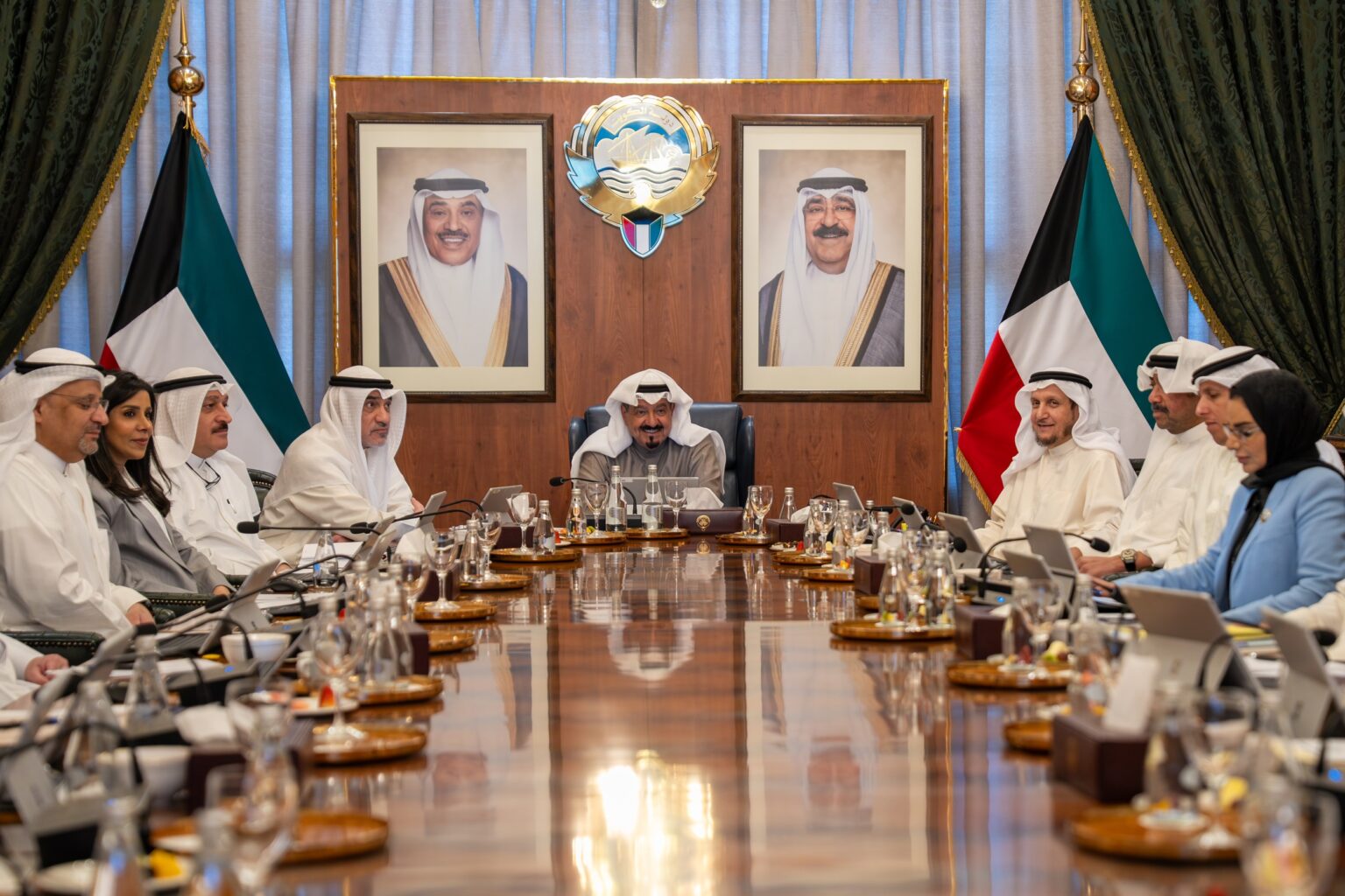 مجلس الوزراء الكويتي يدين أعمال الشغب والاعتداءات التي طالت سفارة الإمارات ومقر رئيس بعثتها في دمشق