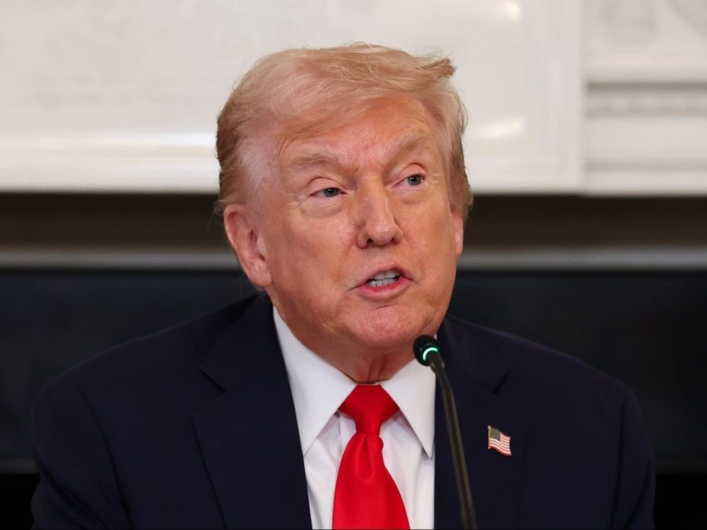 فخور بطاقم "أرتيميس 2" والمريخ الخطوة المقبلة