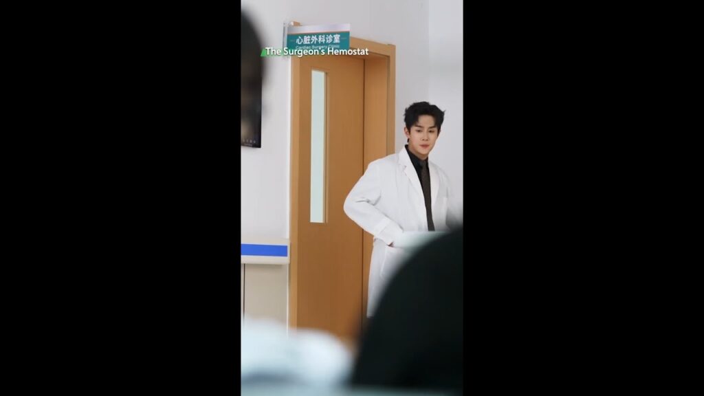 😮⚡ هذا المكان غير مناسب لمثل هذه الأمور #verticaldrama #shortdrama #mustwatch#MicroDrama #cdrama