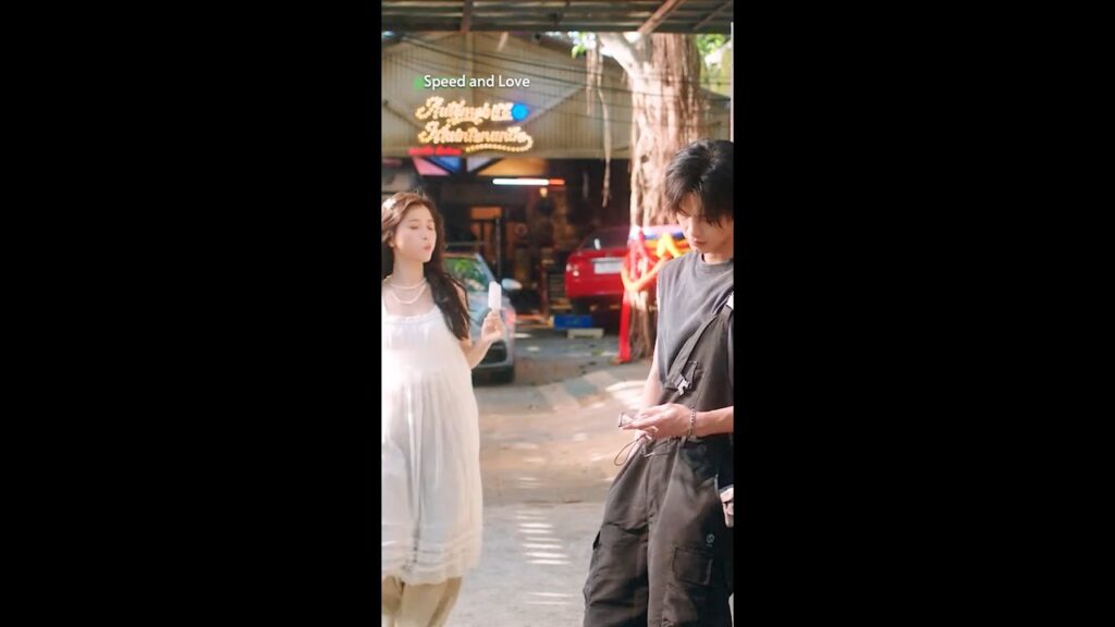 🍎😊 هل تريد أن تأكل تفاحة؟ #SpeedandLove #YuShuxin #EstherYu #HeYu #双轨 🍎😊 هل تريد أن تأكل تفاحة؟ #SpeedandLove #YuShuxin #EstherYu #HeYu #双轨