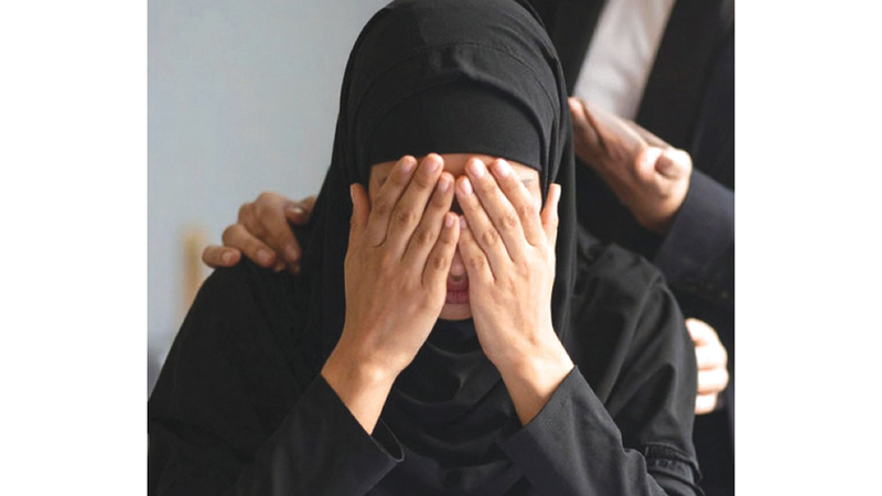 عربي يُتلف مزرعة ضخمة قبل تسليمها مـيـــــراثاً لشقيقته