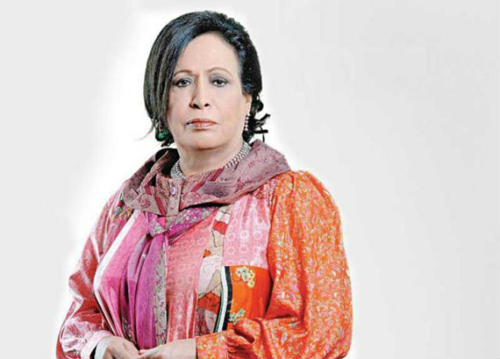 حالتها تحت المتابعة الطبية ولا نلتفت للشائعات