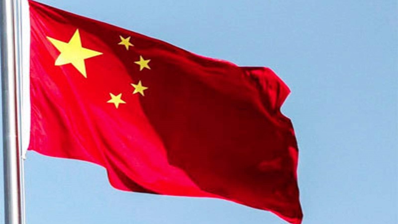 الصين تطالب إيران بإعادة الملاحة لطبيعتها في مضيق هرمز