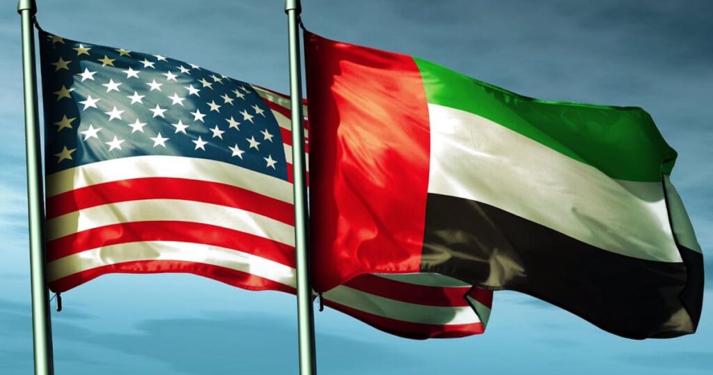 الإمارات تبحث مع أمريكا آلية دعم مالي تحسبًا لتداعيات الحرب على إيران
