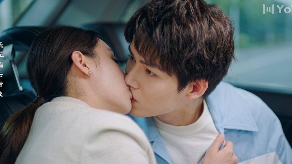 لا يمكنه فعل شيء مع حبيبتـه الجريئة التي تبادر اولاً❤️( الجمال القبيح  )