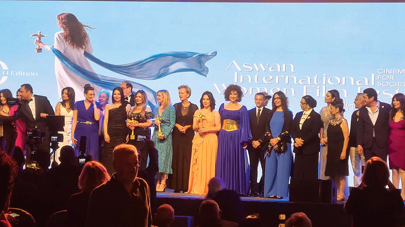 «هجرة» يحصد جائزة مهرجان أسوان لأفلام المرأة