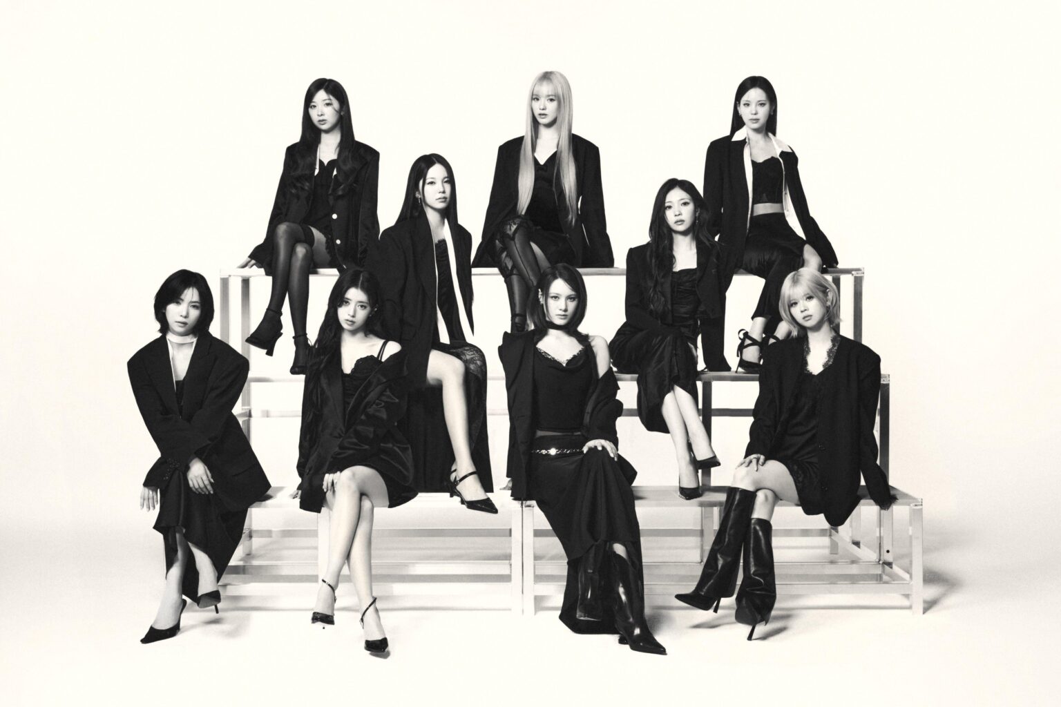 NiziU - NiziU أفضل ألبوم: Portfolio (صورة تشويقية)