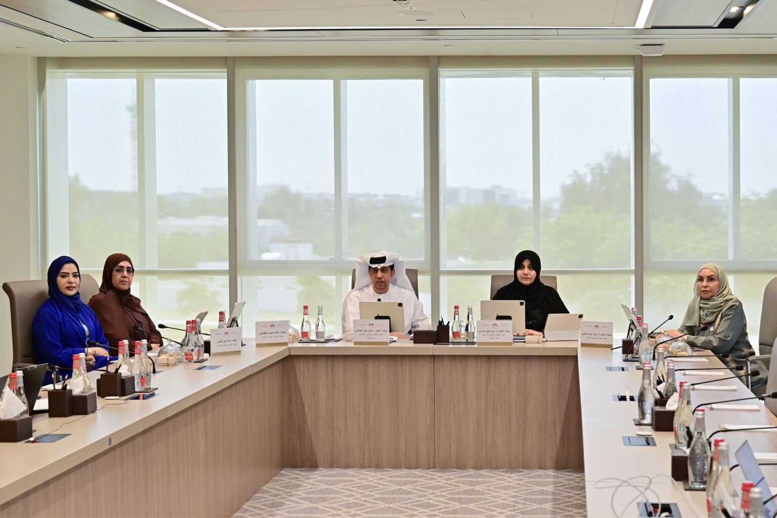 لجنة التعليم في«الوطني الاتحادي» تقترح توفير «معلم ظل» لمرافقة أصحاب الهمم في البيئة المدرسية