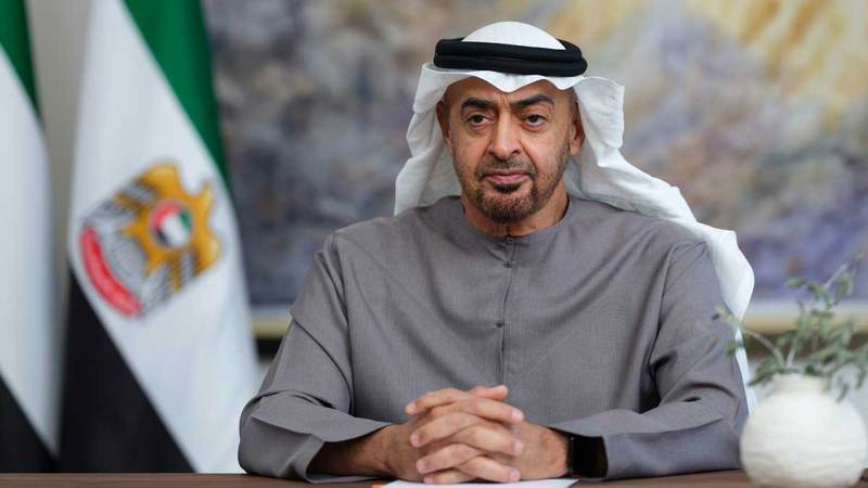 رئيس الدولة يتلقى رسالة خطية من رئيس أنغولا تسلمها عبدالله بن زايد