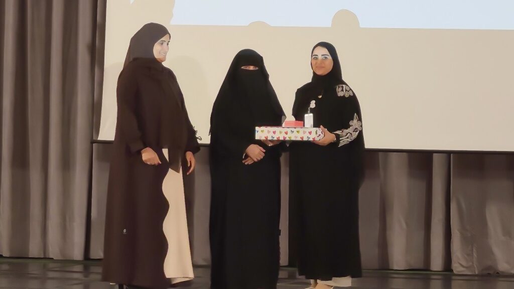 تكريم 40 أماً ضمن حفل الأم المرضع في نادي سيدات الشارقة