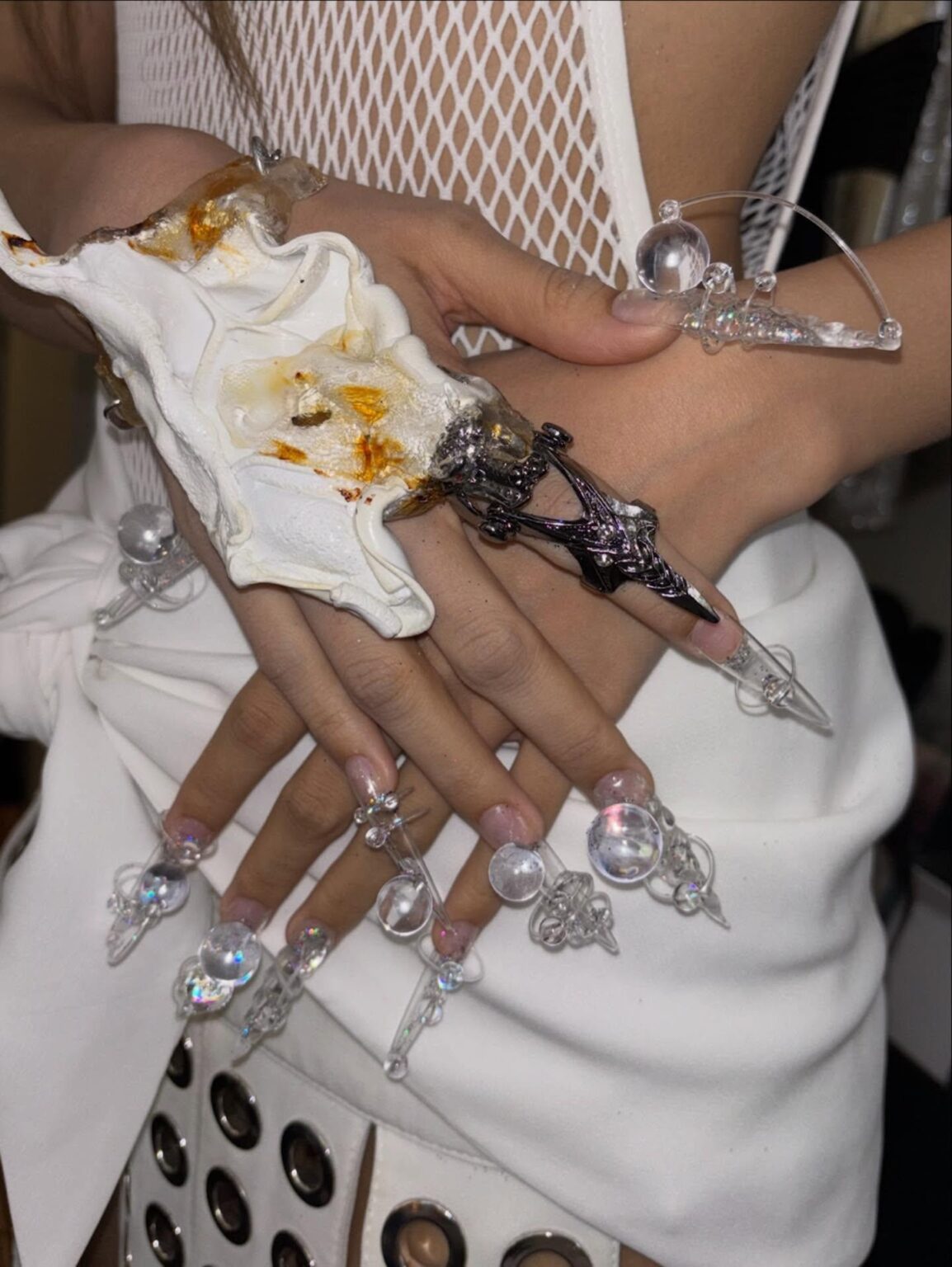 260412 تحديث Nail_unistella على IG مع ليزا