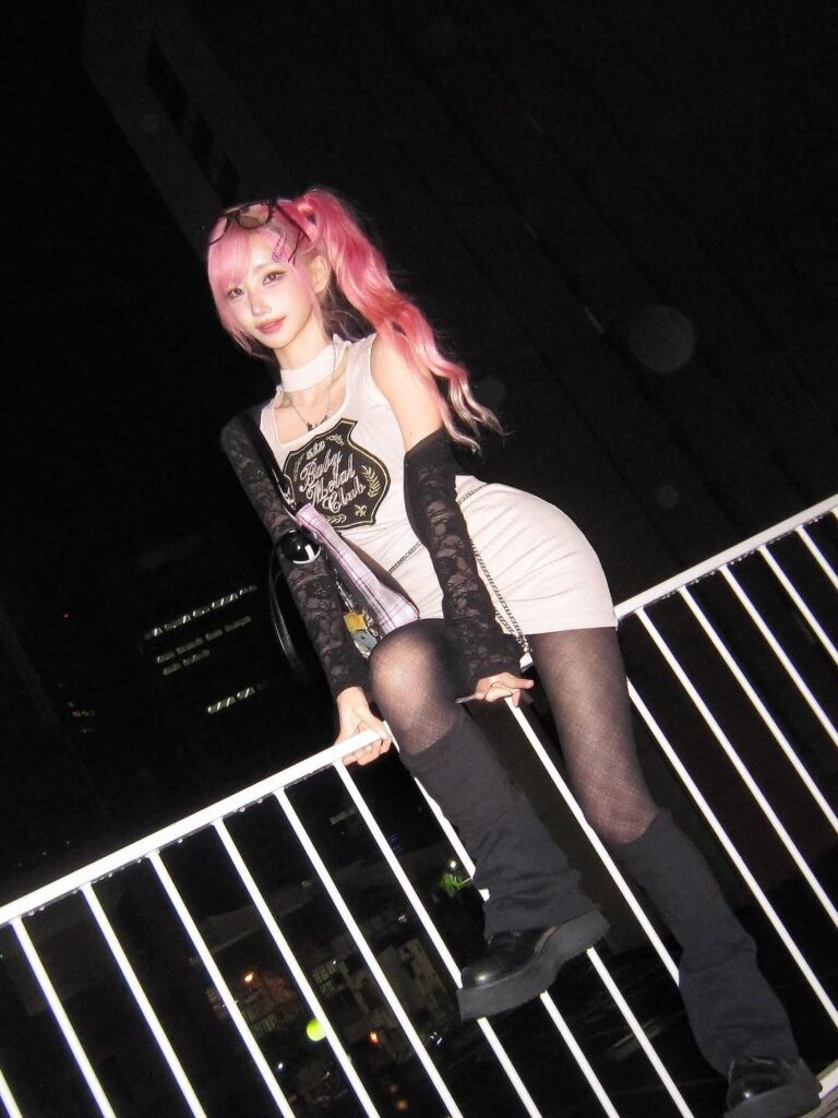 أرجواني – QWER أرجواني - QWER