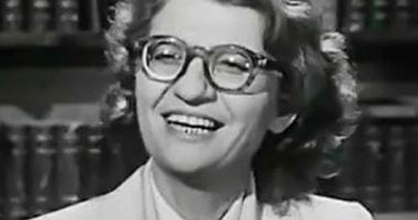 ذكرى ميلاد زينب صدقي.. مسيرة فنية ناجحة وتفوق في المسرح الفصيح ذكرى ميلاد زينب صدقي.. مسيرة فنية ناجحة وتفوق في المسرح الفصيح