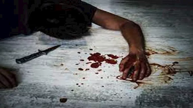 تفاصيل مقتل موظف على يد زوجته في المنيا بعد 11 سنة زواج