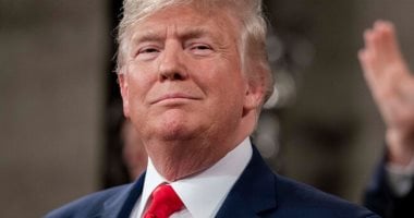 التقى الشيطان وزاره الرب في سريره.. مزاعم مسئول أمريكي تثير الجدل التقى الشيطان وزاره الرب في سريره.. مزاعم مسئول أمريكي تثير الجدل