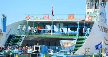 رحلة المعدية فى بورسعيد.. عبور يومى بين قارتين ومشهد بحرى فريد «صور» رحلة المعدية فى بورسعيد.. عبور يومى بين قارتين ومشهد بحرى فريد «صور»