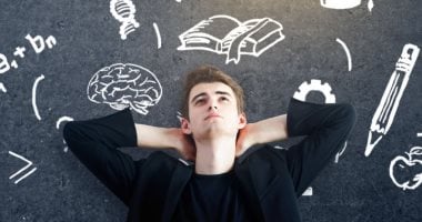 4 أبراج تتميز بذكاء استثنائى.. برج الحوت حكيم والثور عملى