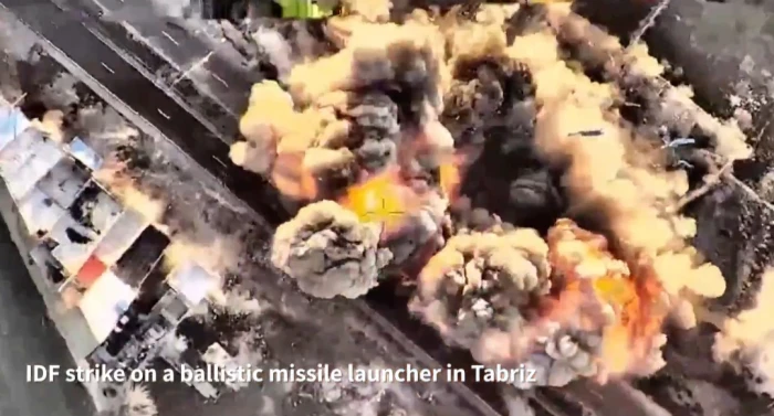 صحيفة المرصد - بالفيديو.. لحظة استهداف وتدمير منصة صواريخ باليستية متنقلة في تبريز بإيران
