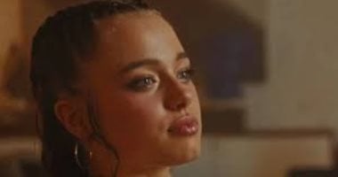 ابنة أنجلينا جولي وبراد بيت تتحول إلى راقصة.. اعرف الحكاية