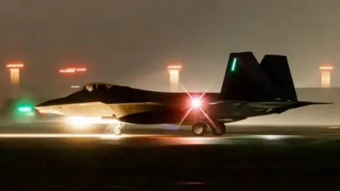 صحيفة المرصد - تقارير: تحركات أمريكية وإسرائيلية لتوجيه ضربات عسكرية محتملة ضد إيران خلال الساعات المقبلة