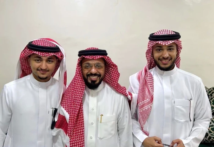 صحيفة المرصد - بعد فشل عمليتين سابقتين.. نجل "المريسل" يعلن خروج والده من المستشفى في الأحساء ويكشف سبب رفضه إجراء عملية ثالثة