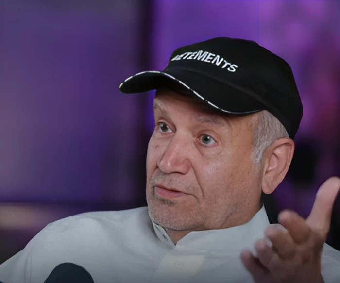 صحيفة المرصد - بالفيديو.. "الراشد" يكشف لماذا لا تريد إسرائيل تدمير حماس بالكامل