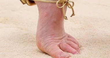 شانيل تفاجئ الجميع بحذاء كعب فقط.. هل تجرؤين على ارتدائه؟