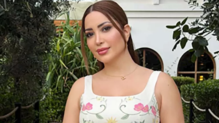 نسرين طافش بإطلالة جريئة احتفالا بعيد شم النسيم والجمهور يغازلها نسرين طافش بإطلالة جريئة احتفالا بعيد شم النسيم والجمهور يغازلها