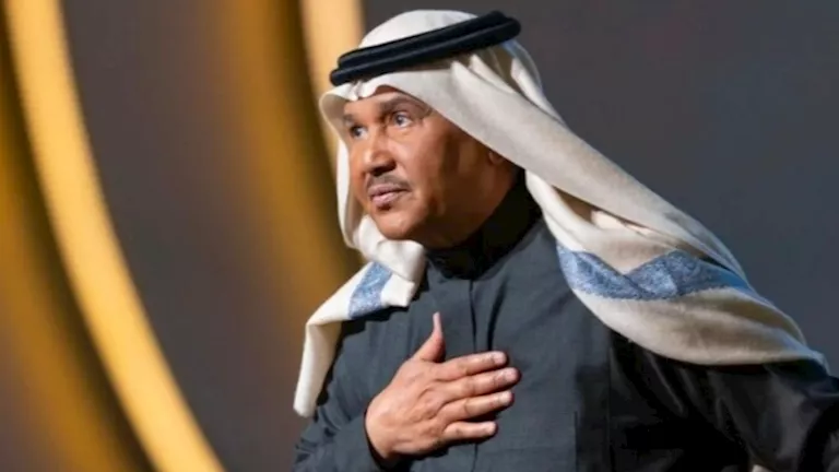 رابح صقر يغني في حفل زفاف بدر نجل "فنان العرب" محمد عبده